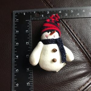 Christmas Pin/Ornament Snowman Home Decor 1